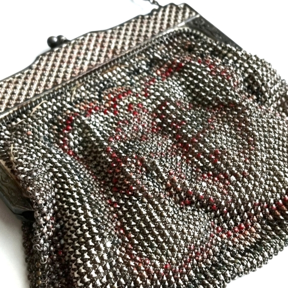 Antique / Vintage French Art Nouveau Style Chainmail Mini Purse Early 1900's - Picture 2 of 13